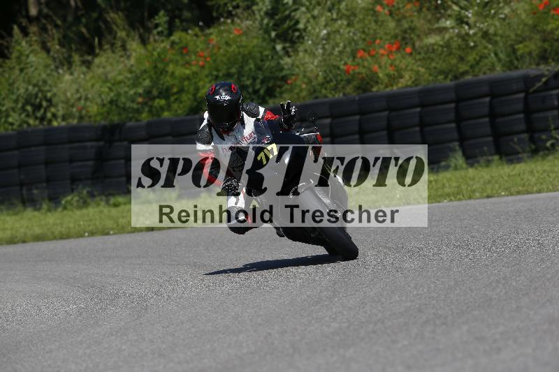 /Archiv-2024/29 12.06.2024 MOTO.CH Track Day ADR/Gruppe blau/717